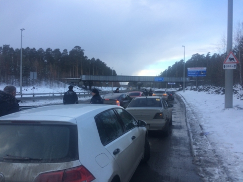 Больше ста нарушений за два с половиной часа – итог поголовной проверки водителей на выезде из Екатеринбурга