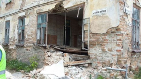 За три рухнувших на Урале жилых дома директор УК отделался лишением должности на год