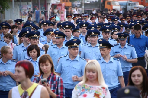 В канун Дня памяти и скорби в Кургане провели акцию «Свеча памяти»