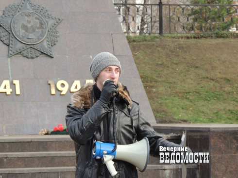 «Они решают в бане за пивом, где строить завод»