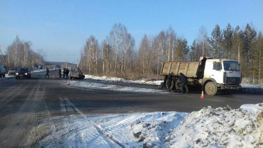 ГИБДД: сводка происшествий на территории Свердловской области 15 февраля 2018 года ГИБДД: сводка происшествий на территории Свердловской области 15 февраля 2018 года