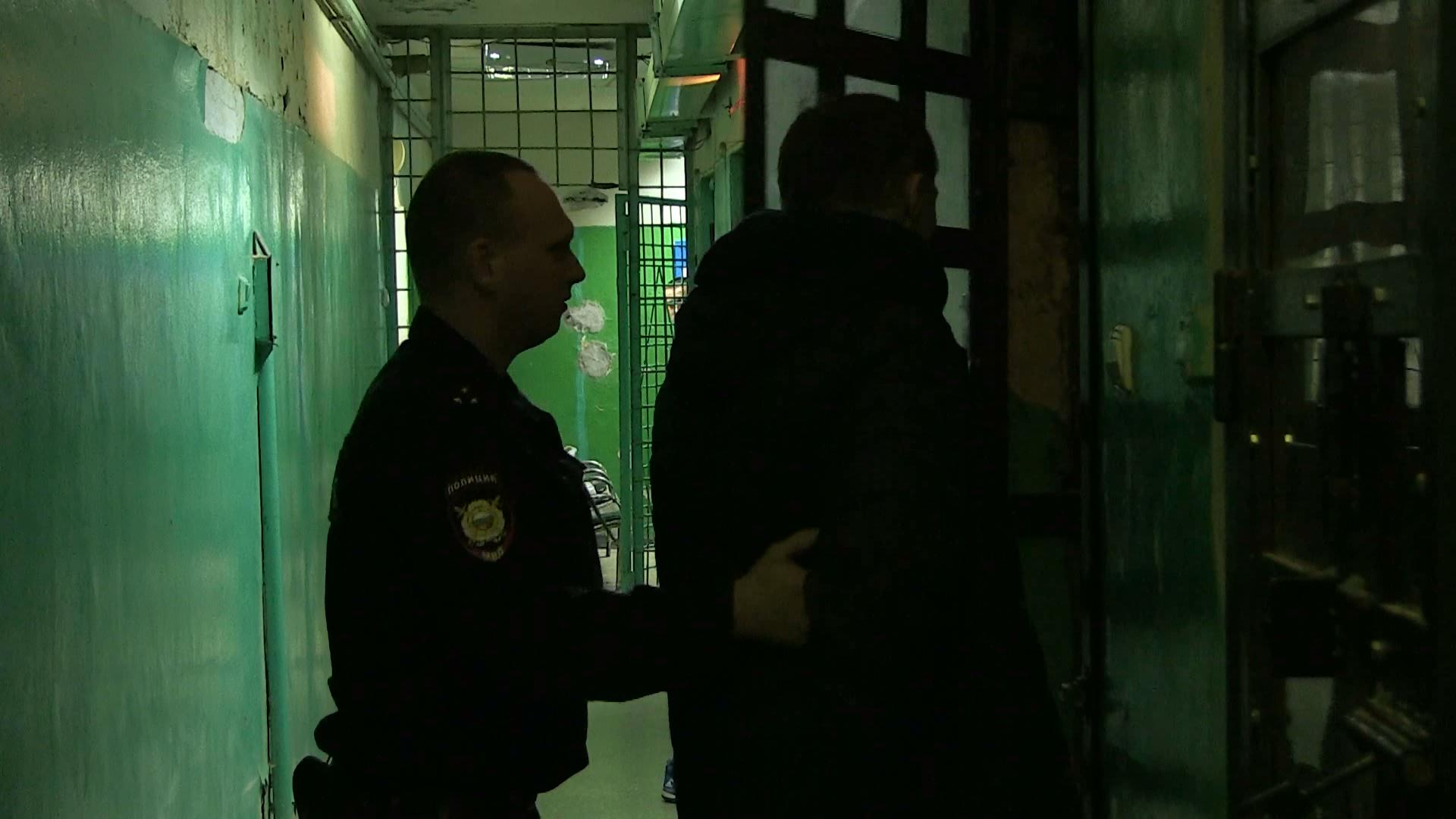 Екатеринбургская полиция задержала мужчину, напавшего на пенсионерку на Бебеля. Разыскиваются другие пострадавшие Екатеринбургская полиция задержала мужчину, напавшего на пенсионерку на Бебеля. Разыскиваются другие пострадавшие