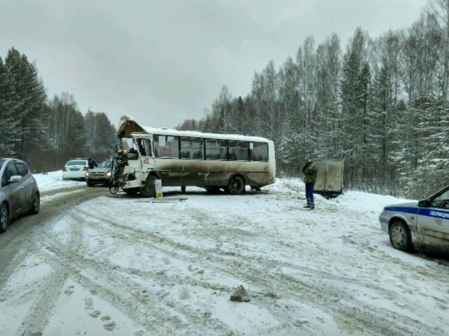 ГИБДД: сводка происшествий на территории Свердловской области за 22 марта 2018 года ГИБДД: сводка происшествий на территории Свердловской области за 22 марта 2018 года