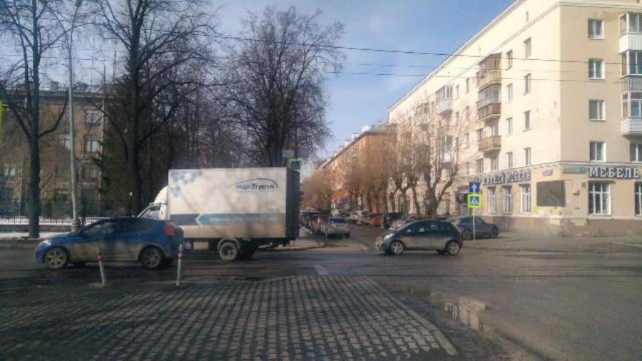 ГИБДД: сводка происшествий на территории Свердловской области за 3 апреля 2018 года ГИБДД: сводка происшествий на территории Свердловской области за 3 апреля 2018 года