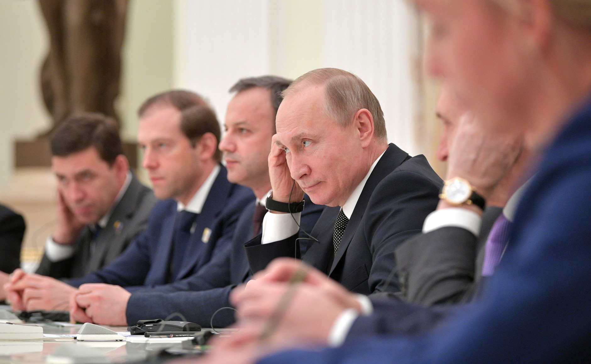 Путин встретился с инспекционной комиссией МБВ Путин встретился с инспекционной комиссией МБВ