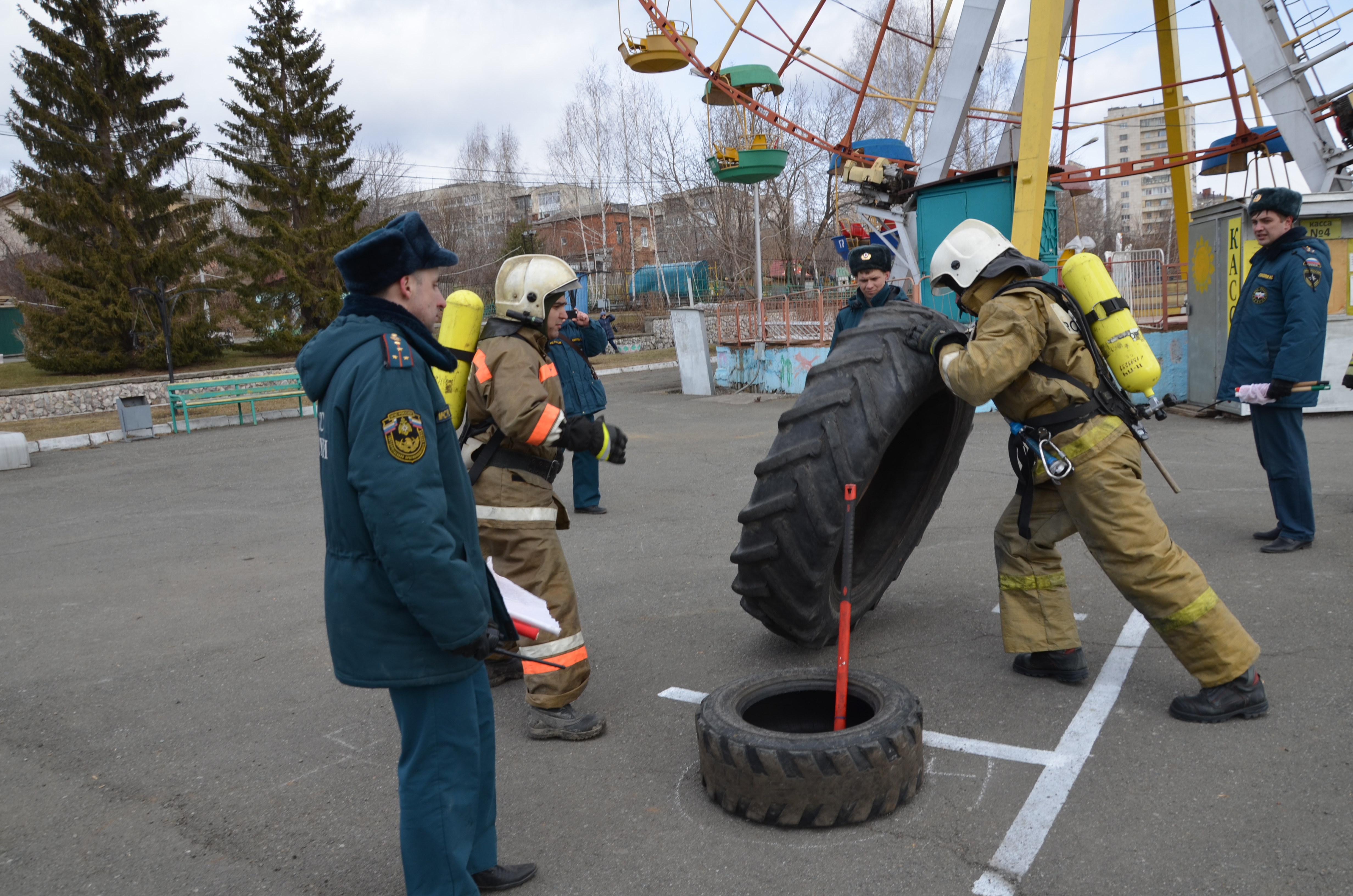 В Свердловской области прошел I Чемпионат по пожарно-спасательному кроссфиту В Свердловской области прошел I Чемпионат по пожарно-спасательному кроссфиту