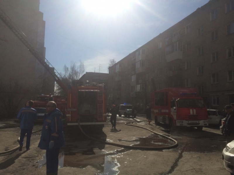 В Екатеринбурге в многоэтажке произошёл взрыв бытового газа В Екатеринбурге в многоэтажке произошёл взрыв бытового газа