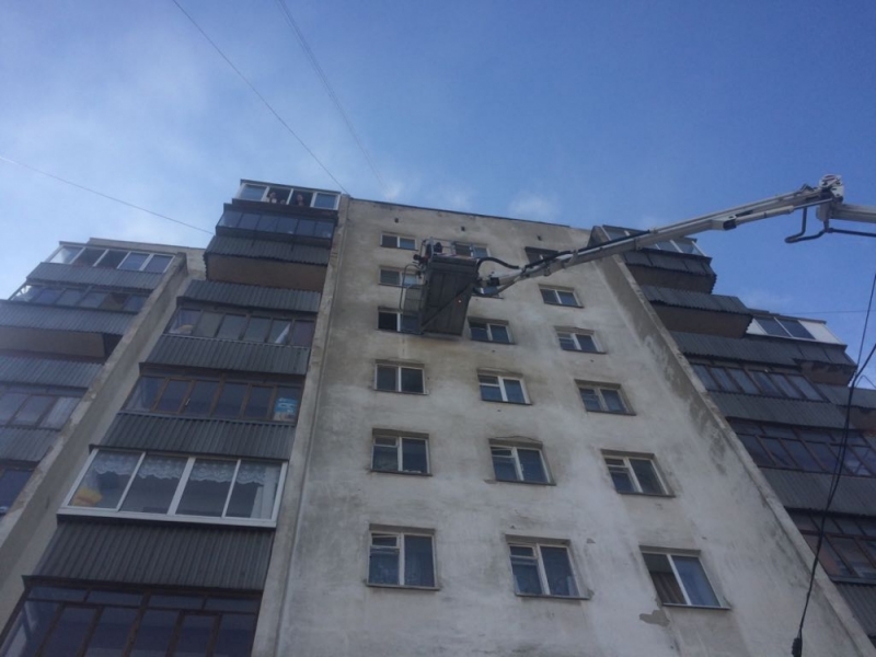 В Екатеринбурге в многоэтажке произошёл взрыв бытового газа В Екатеринбурге в многоэтажке произошёл взрыв бытового газа