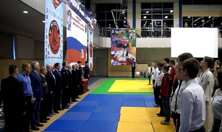 В Екатеринбурге прошел турнир по восточному единоборству кобудо В Екатеринбурге прошел турнир по восточному единоборству кобудо