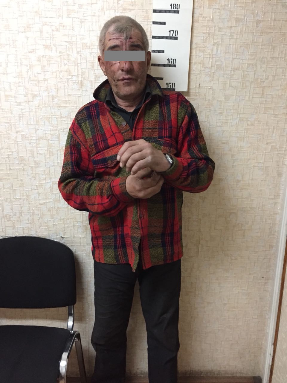 Зарубил топором: 57-летнего уральца обвиняют в жестоком убийстве знакомого Зарубил топором: 57-летнего уральца обвиняют в жестоком убийстве знакомого