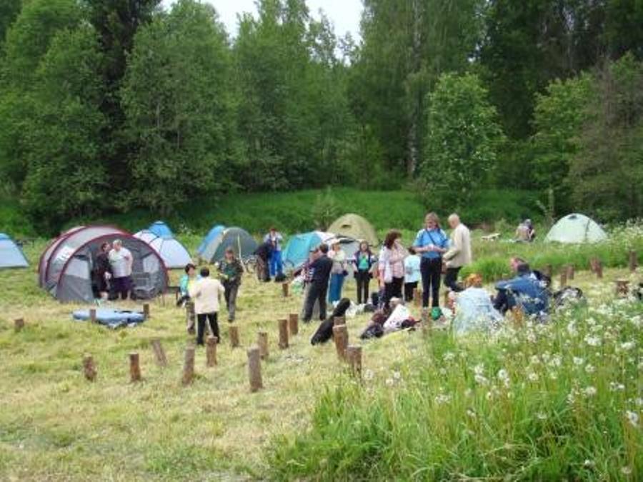 Фестиваль собирает любителей авторской песни у подножия Конжаковского Камня Фестиваль собирает любителей авторской песни у подножия Конжаковского Камня