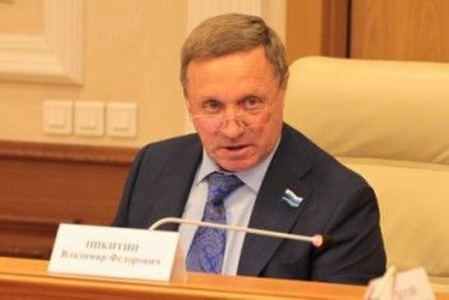 Обсуждение пенсионной реформы в Заксобрании Свердловской области от СМИ закрыли и реформу одобрили Обсуждение пенсионной реформы в Заксобрании Свердловской области от СМИ закрыли и реформу одобрили