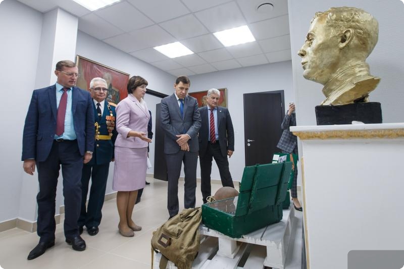 В Екатеринбурге появился Центр истории Уральского добровольческого танкового корпуса В Екатеринбурге появился Центр истории Уральского добровольческого танкового корпуса