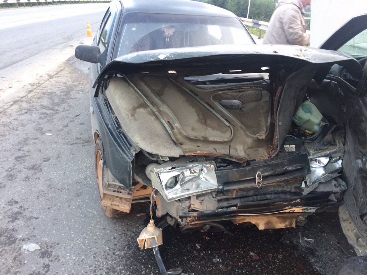 ДТП на химмашевской развязке над Кольцовским трактом привело пять человек на больничную койку ДТП на химмашевской развязке над Кольцовским трактом привело пять человек на больничную койку