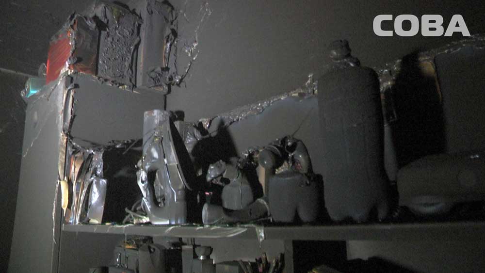 Ночью из дома на Малышева эвакуировали 37 человек Ночью из дома на Малышева эвакуировали 37 человек