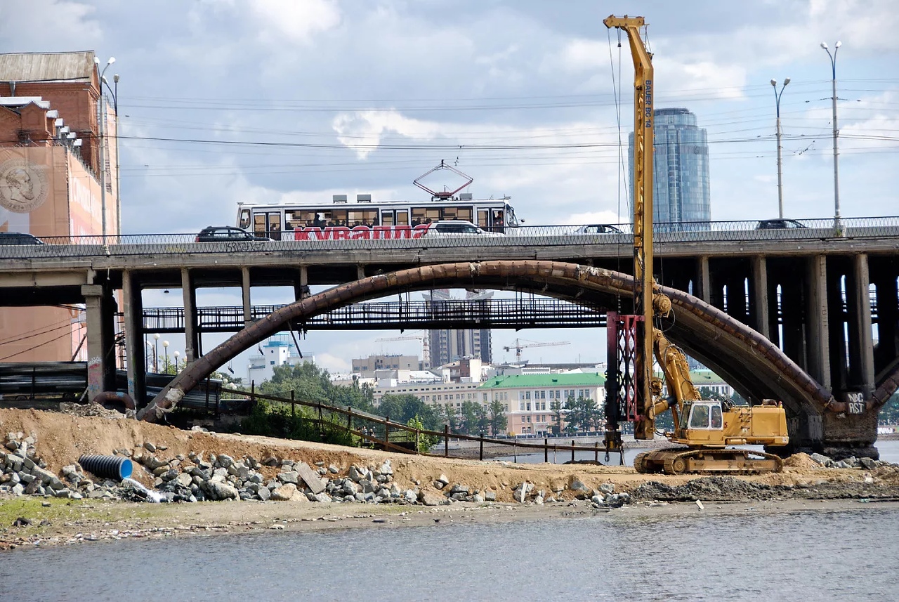 Сколько мостов в екатеринбурге