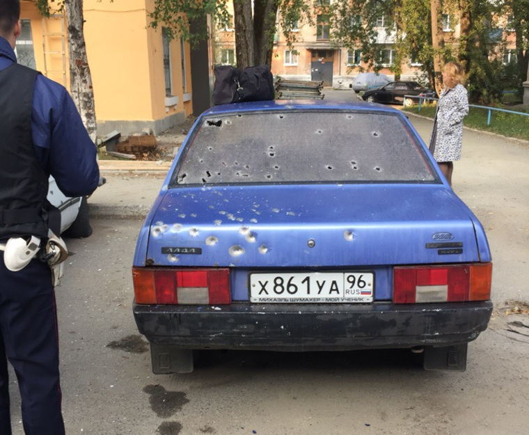 В Свердловской области бывший спецназовец открыл стрельбу по полицейским, приехавшим на вызов В Свердловской области бывший спецназовец открыл стрельбу по полицейским, приехавшим на вызов