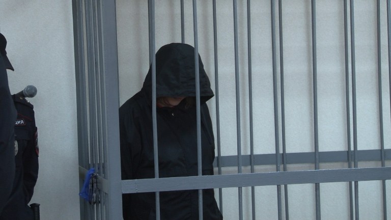 В Екатеринбурге вынесли приговор мошенникам, обманувшим пять банков на 10 млн рублей В Екатеринбурге вынесли приговор мошенникам, обманувшим пять банков на 10 млн рублей