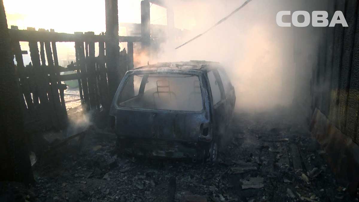 Утром на Авиационной горел частный дом: повреждены стены и кровля Утром на Авиационной горел частный дом: повреждены стены и кровля