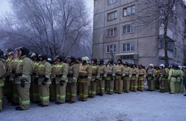 Поисково-спасательная операция в Магнитогорске завершена, начались первые похороны жертв трагедии