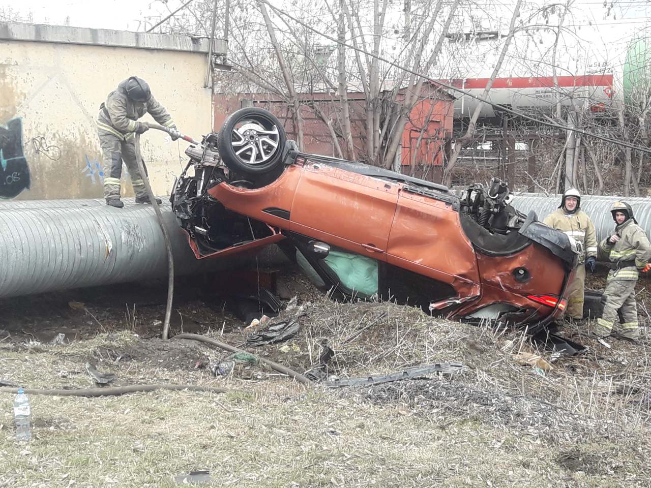 Жуткая авария в Тюмени попала на видео Жуткая авария в Тюмени попала на видео