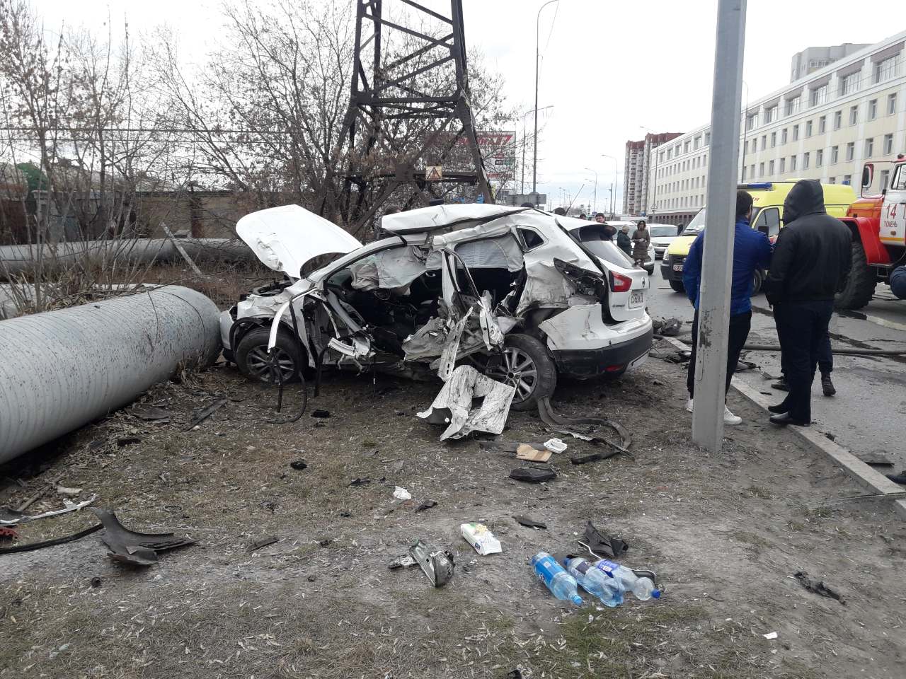 Жуткая авария в Тюмени попала на видео Жуткая авария в Тюмени попала на видео