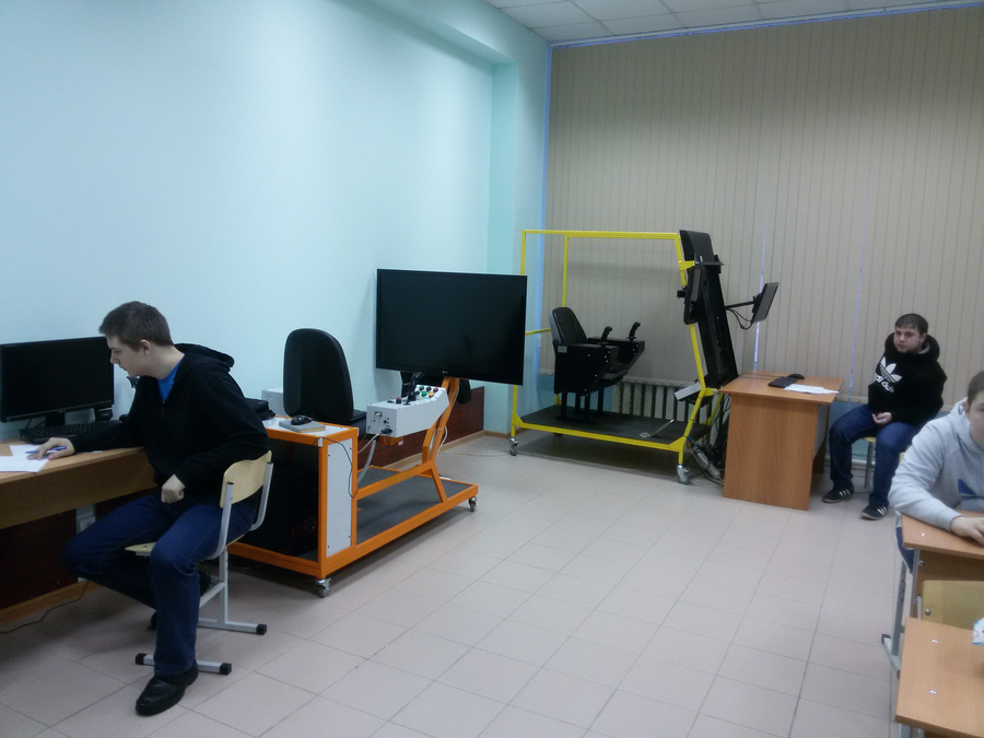 Выпускникам техникума «Юность» вручили дипломы и приглашения на работу в УГМК Выпускникам техникума «Юность» вручили дипломы и приглашения на работу в УГМК