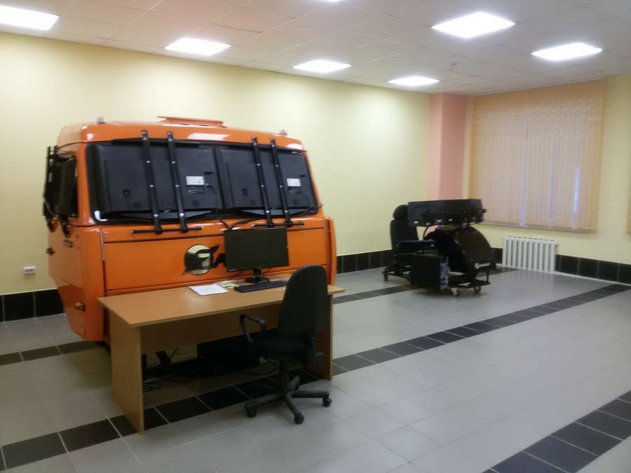 Выпускникам техникума «Юность» вручили дипломы и приглашения на работу в УГМК Выпускникам техникума «Юность» вручили дипломы и приглашения на работу в УГМК