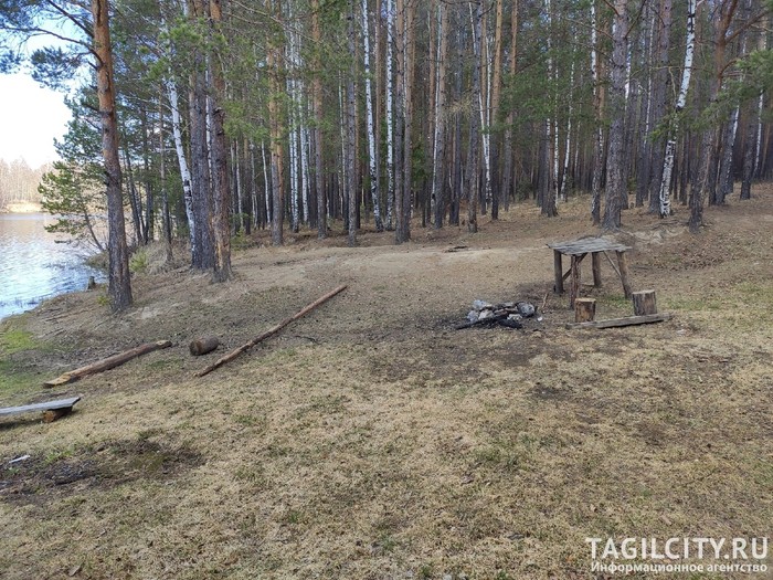 В водоохранной зоне реки Вилюй под Нижним Тагилом обнаружили свалку