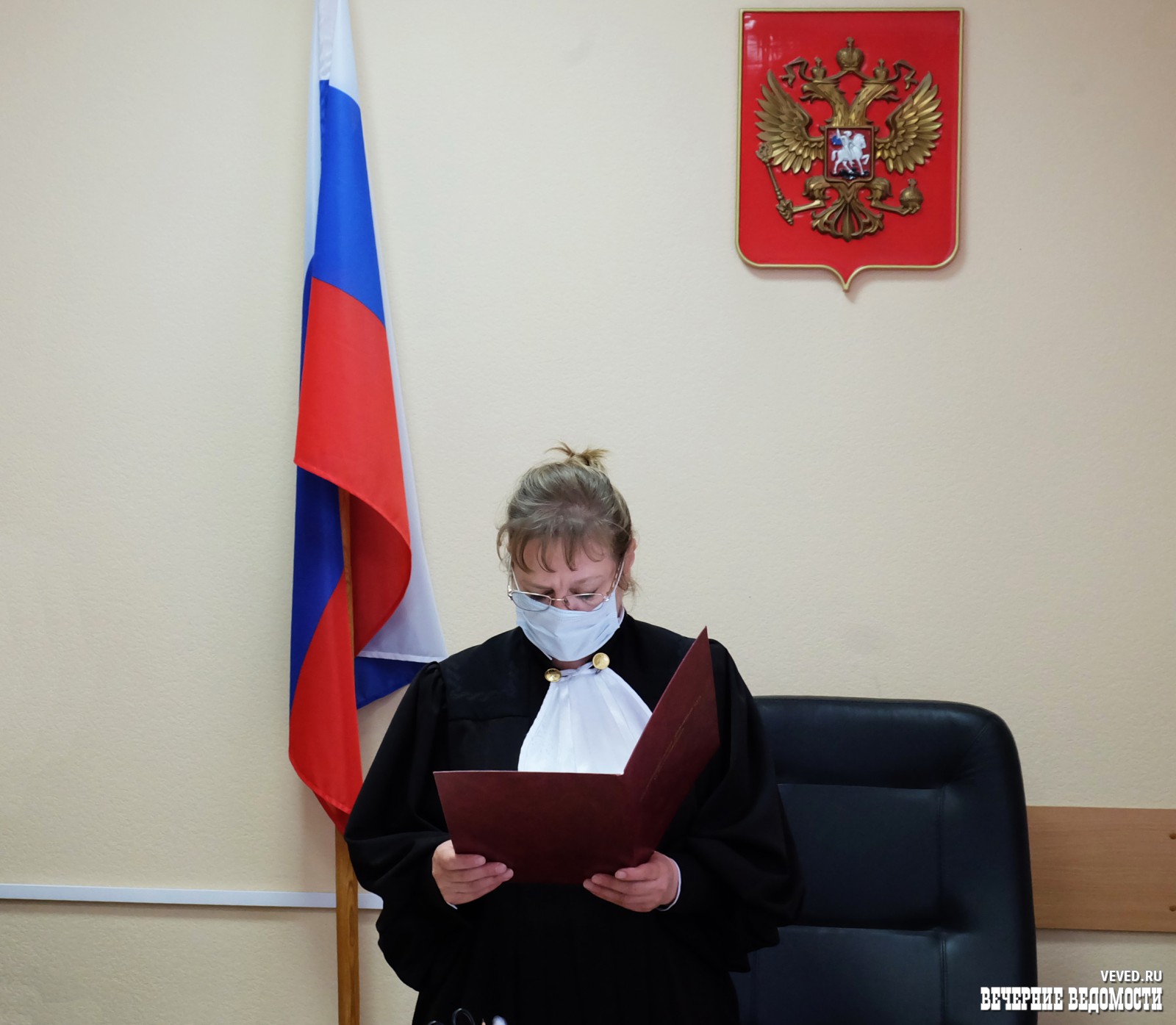Суд в Екатеринбурге оштрафовал участника одиночного пикета в защиту прав женщин
