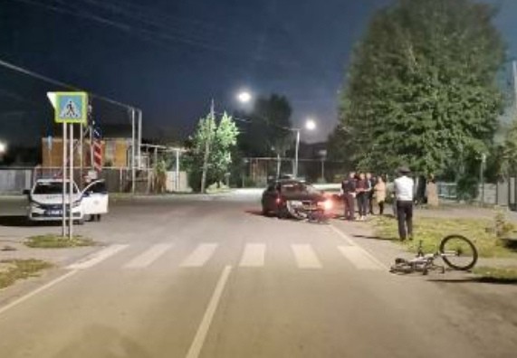 За выходные в Свердловской области произошло четыре ДТП с участием велосипедистов